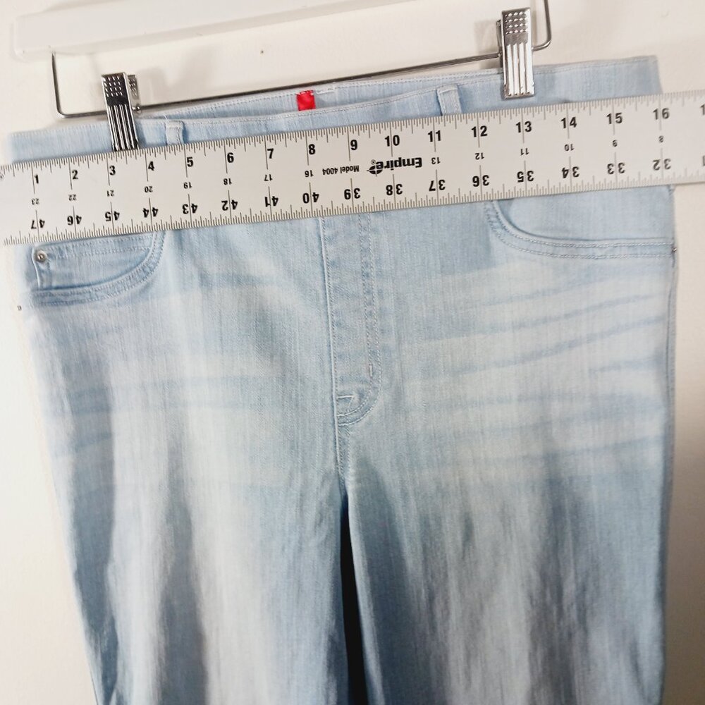 Spanx, Light Wash, High Rise, Flare Leg, Pull On, Sculpting Jean, Size Large - Picture 11 of 16